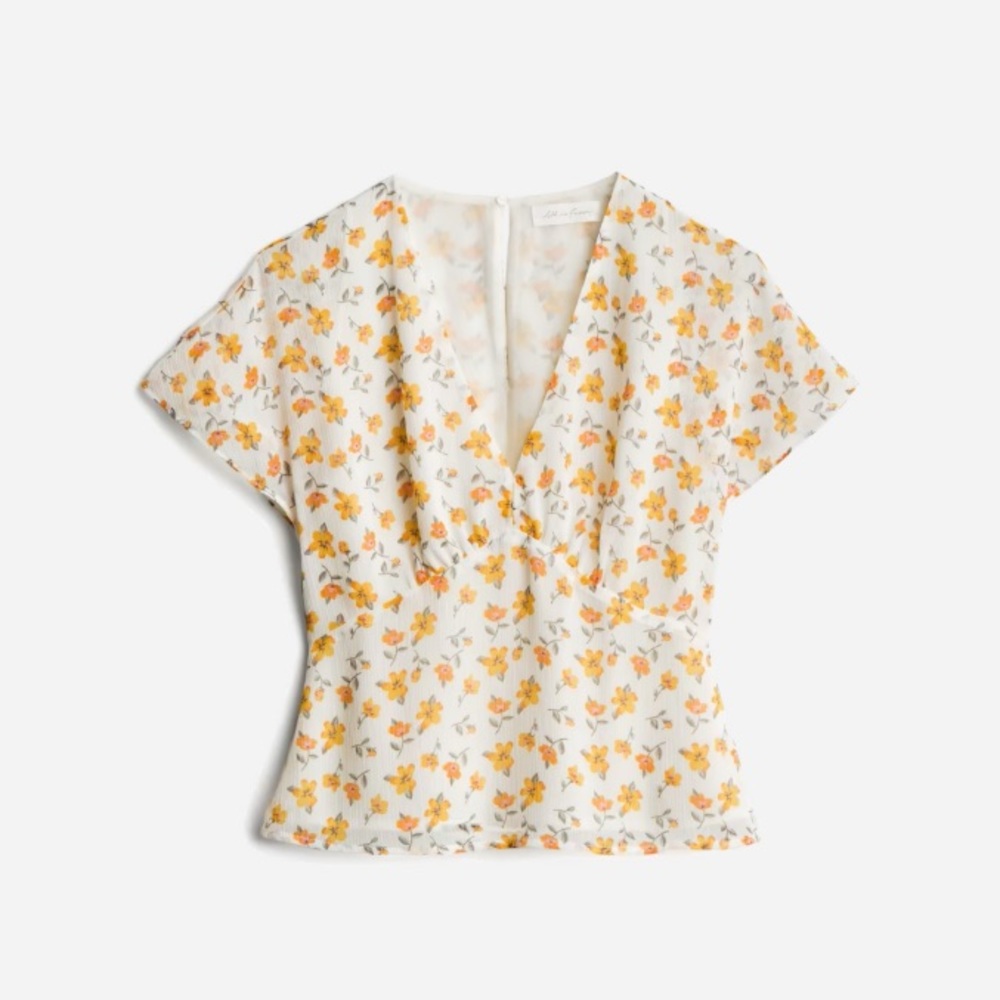 Cropped Blouse 🌸